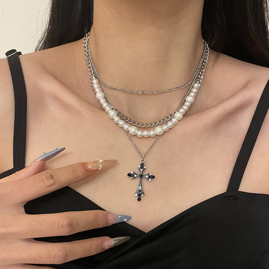 Fashionable and personalized multi-layer pearl cross