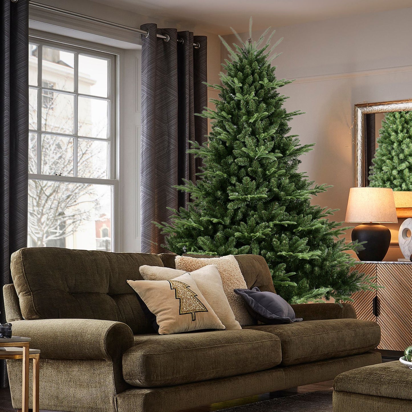 Stylish Green Christmas Tree – Unlit for a Timeless Touch