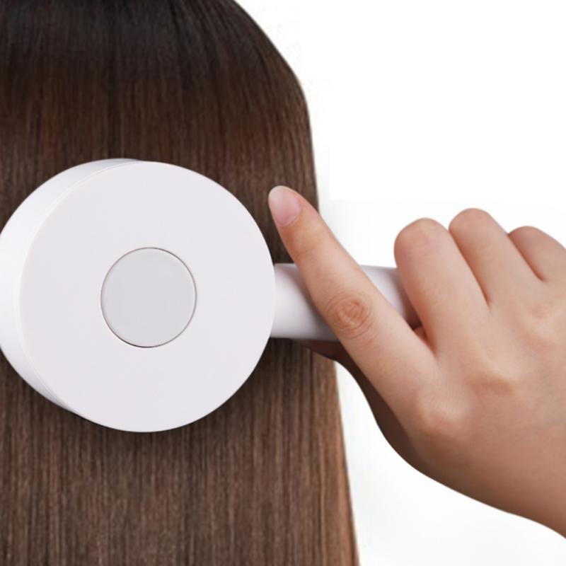 One-click self-cleaning hair brush