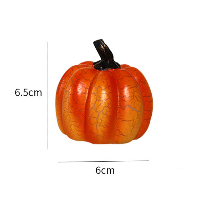 Simulated pumpkin light-emitting diode candle light.